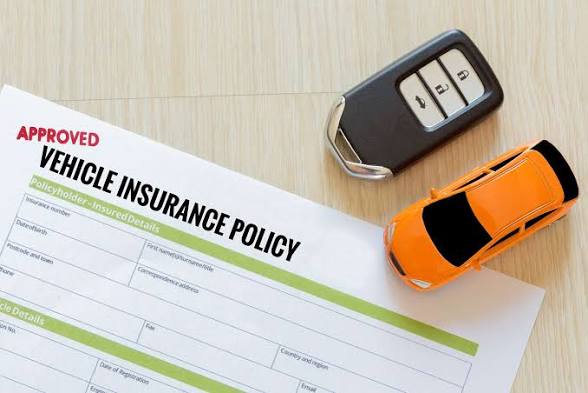 Car Insurance: The Complete Guide to Saving Money and Driving with Confidence (2026)